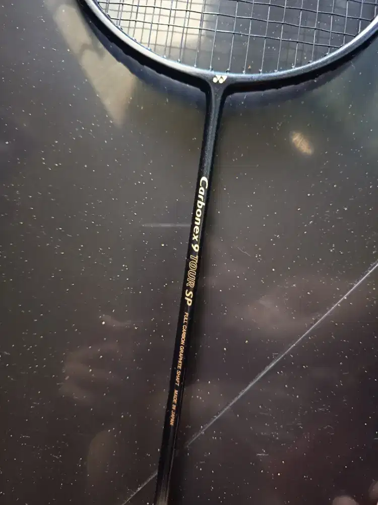 Carbonex 9 sp  warna hitam