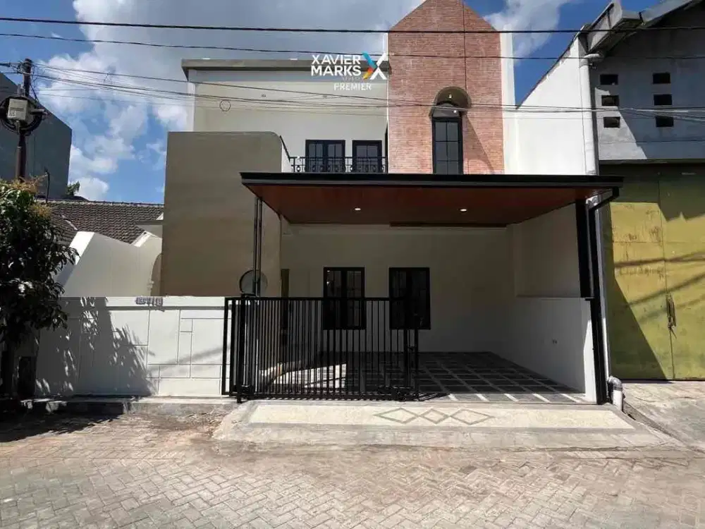 Rumah American Modern plus rooftop 360” di Danau danau Sawojajar Malang