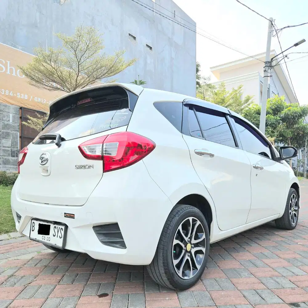 Daihatsu Sirion Matic Tahun 2018 Warna Putih