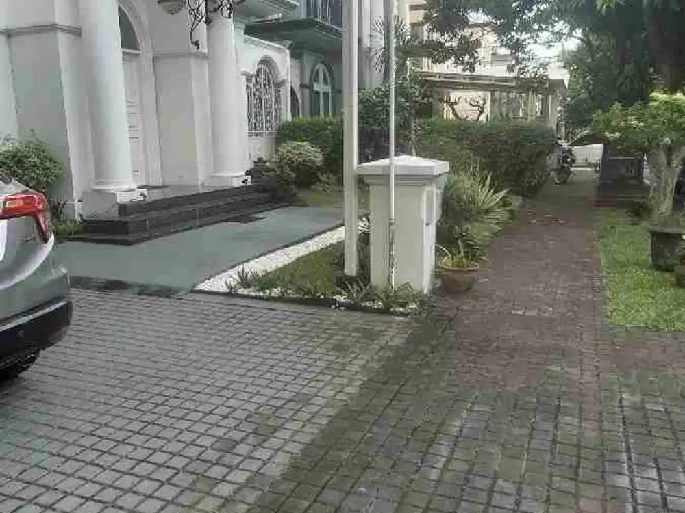 Disewakan Rumah Fountainbleau BSD Tangerang Selatan
