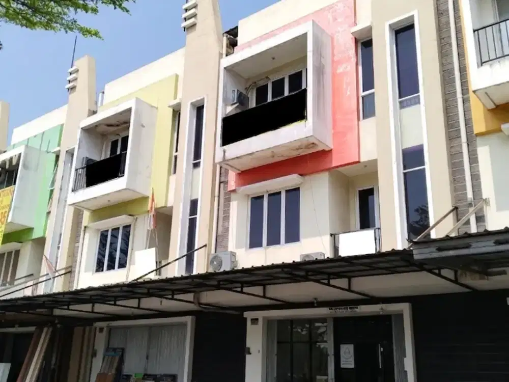 Turun Harga Ruko Gandeng Taman Puspa Harapan Indah