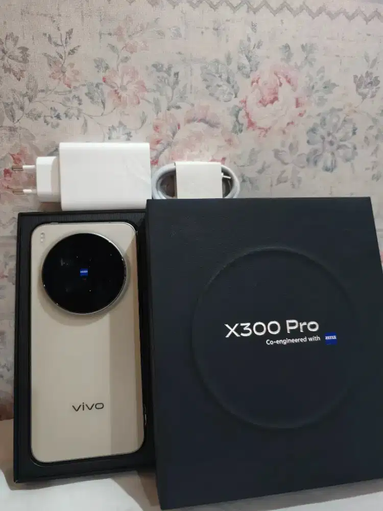 Vivo X300 Pro 16/512Gb Resmi Fullset Bekas Like new