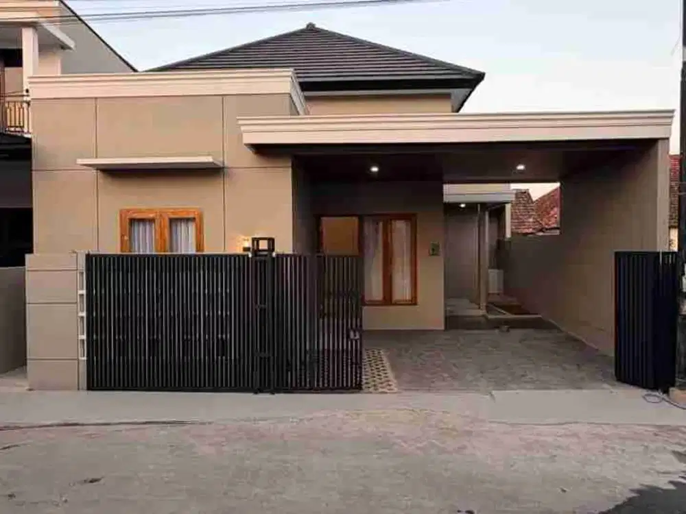 RUMAH MEWAH LIMASAN ISTIMEWA STRATEGIS DI PURWOMARTANI UTARA BANDARA ADISUCIPTO