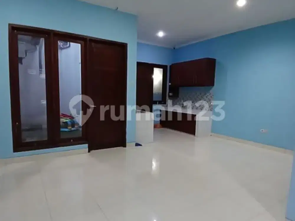 Rumah, 2 Lantai, SHM, Siap Huni, di Bintaro Jaya