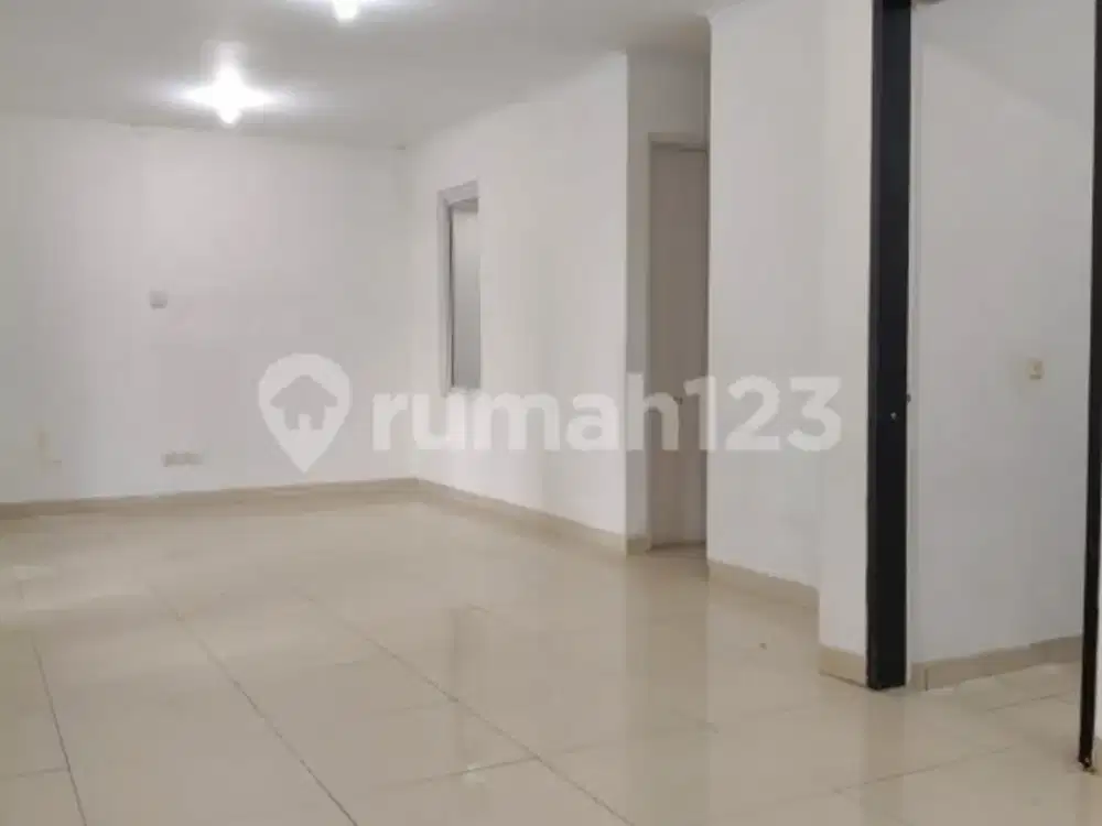 Siap Huni, Rumah, 2 Lantai, di Fiordini