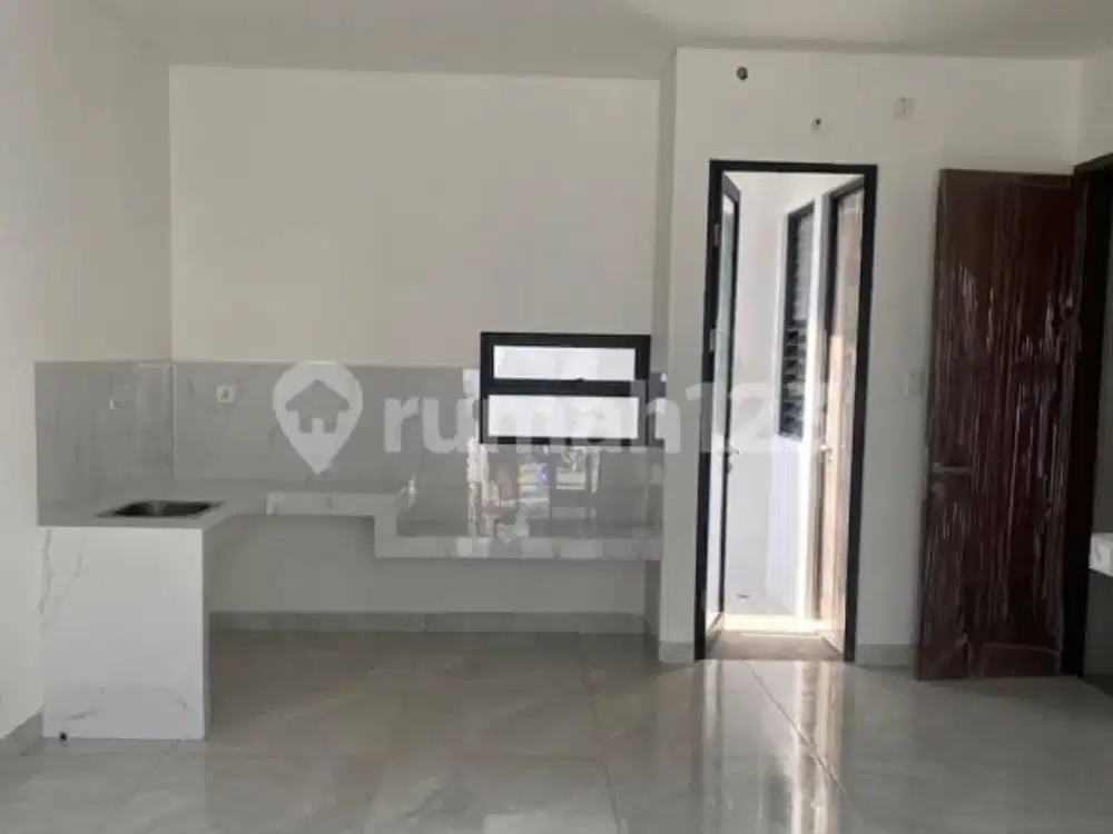 Rumah, 2,5 Lantai, Dekat Bintaro Jaya Exchange, di Citra Garden Bintaro