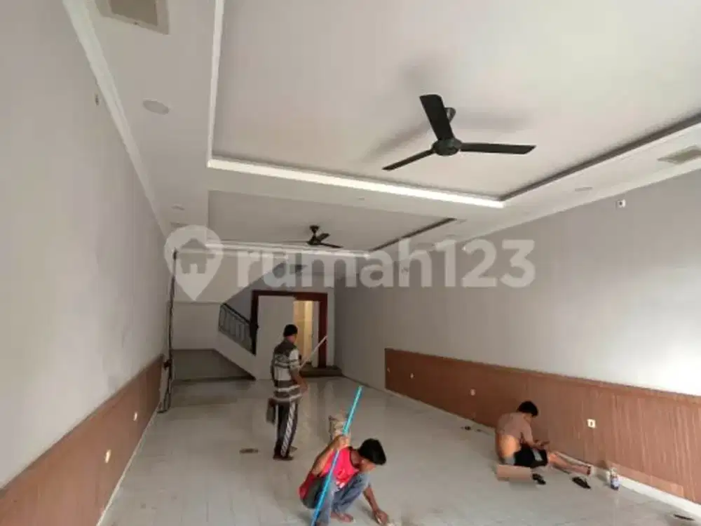 Siap Huni, Ruko, 2 Lantai, di Odesa