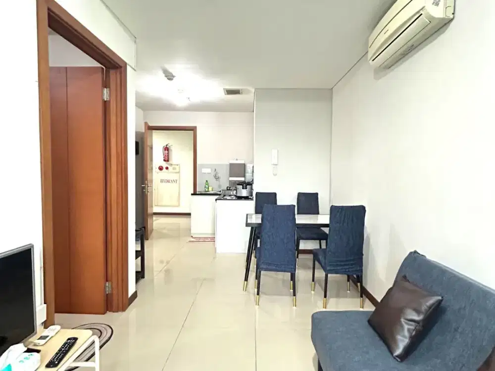 Condominium Green Bay Pluit 1 BR Full Furnished Favorit Dekat Gym