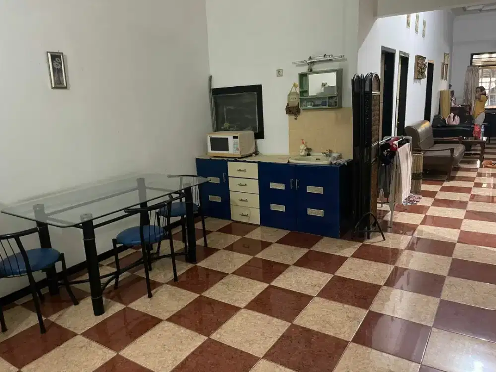 RUMAH WISMA MUKTI Siap Huni Hadap Selatan  Row 3 Mobil