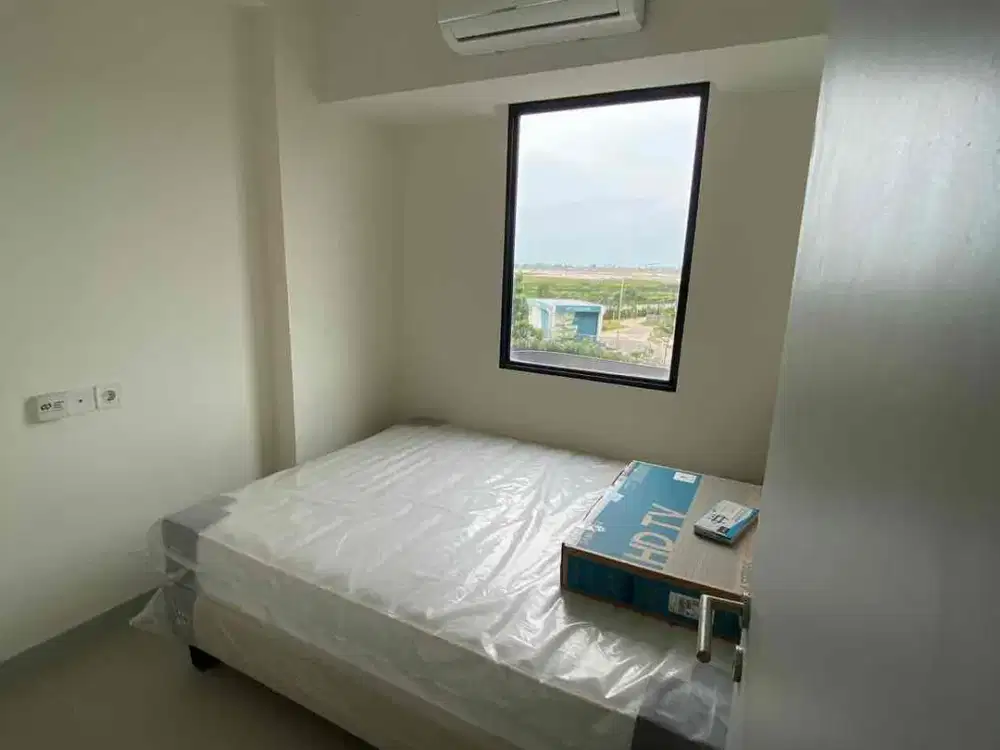 Dijual apartemen Osaka Riverview Pik2 2br Furnish 300jt termurah