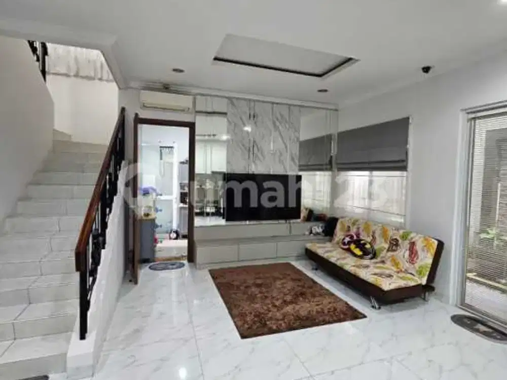 Dijual Cepat Rumah Siap Huni di De Park Bsd
