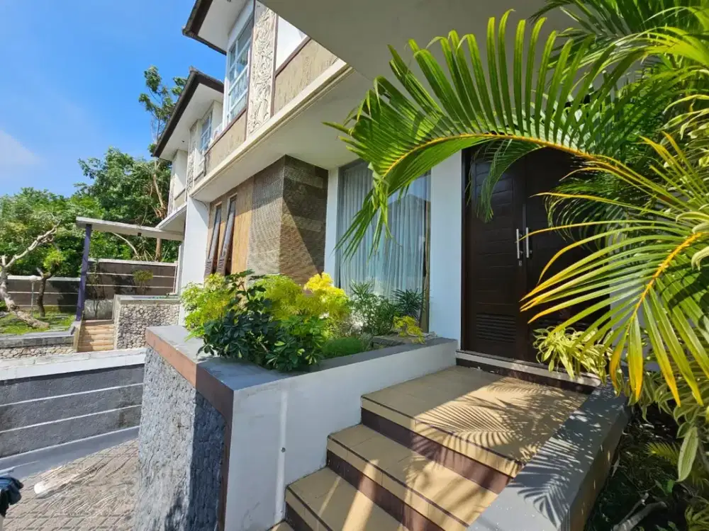 Dijual Rumah Furnished di Taman Giri Jimbaran