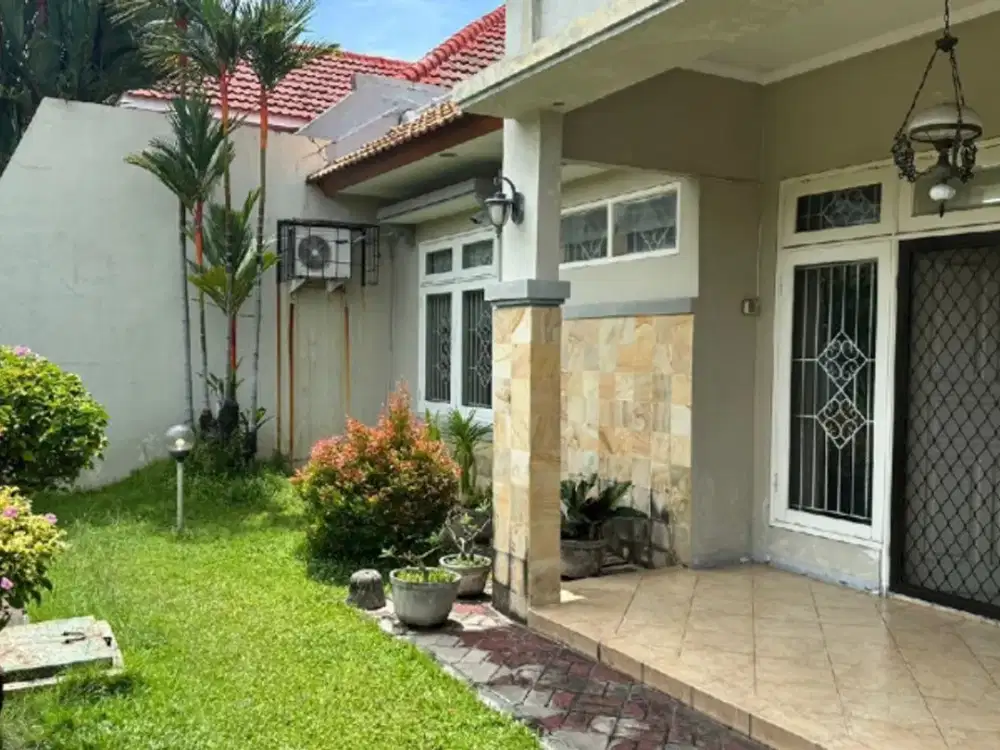 Rumah Terawat 1 Lantai di Nirwana Eksekutif