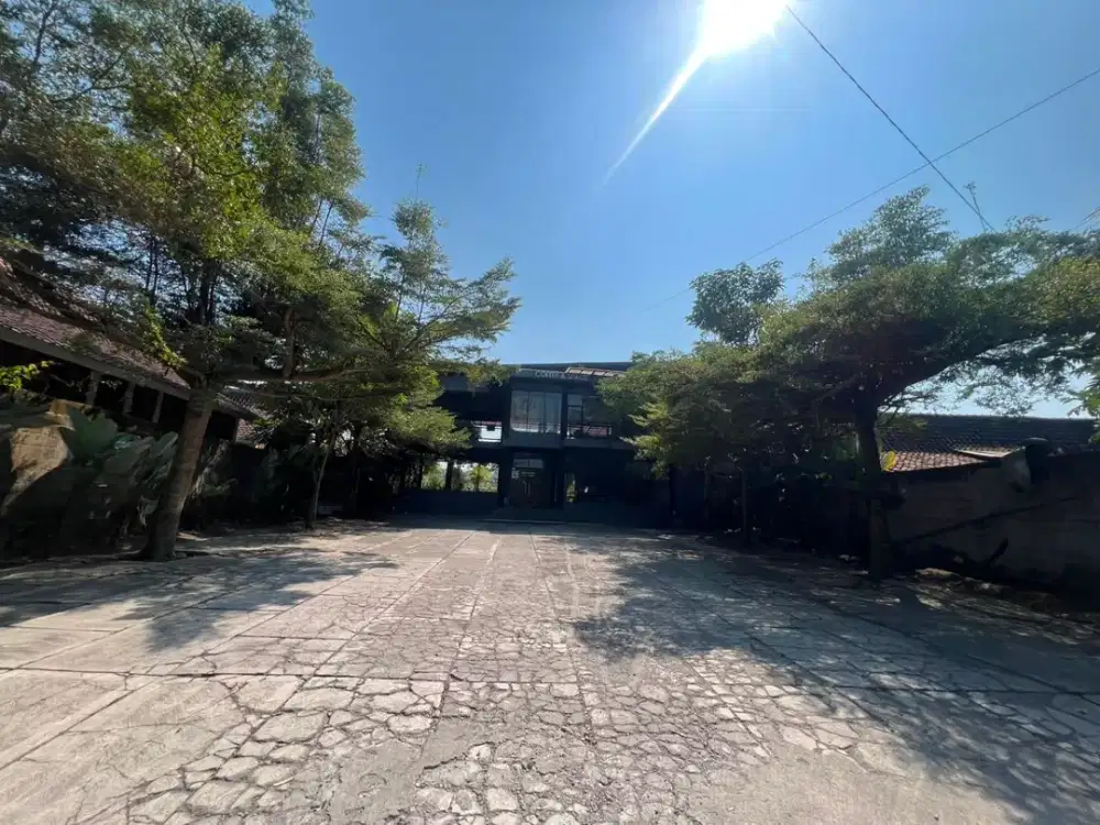 uang usaha furnish area Jln Kaliurang dkt kampus UII dan pasar pakem
