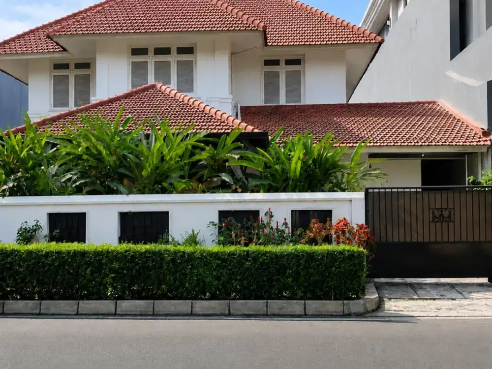 Dijual Rumah Lokasi Premium di Menteng. Jakarta Pusat