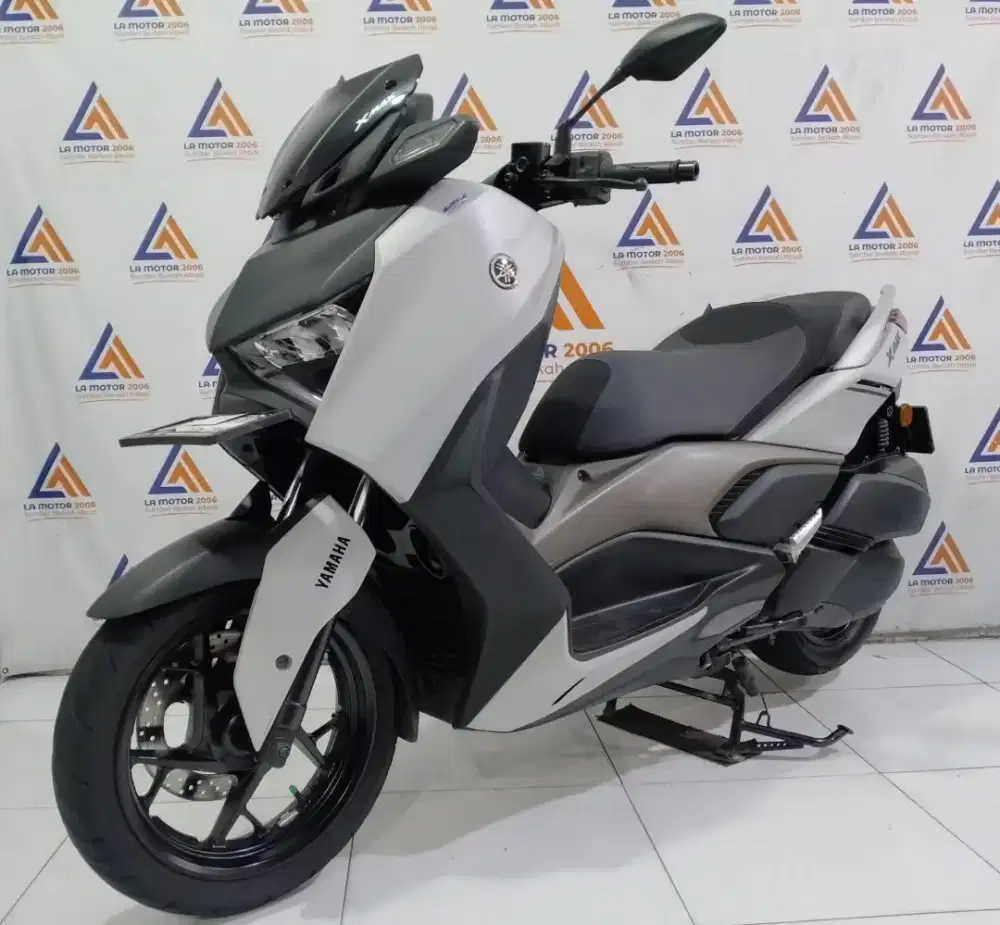 XMAX 250 CONNECTED TH 2023 ISTIMEWA CASH/KREDIT KTP DAERAH BISA/TT/CC