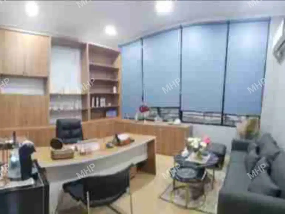 Ruko 2 Lantai Furnished Untuk Kantor Disewakan