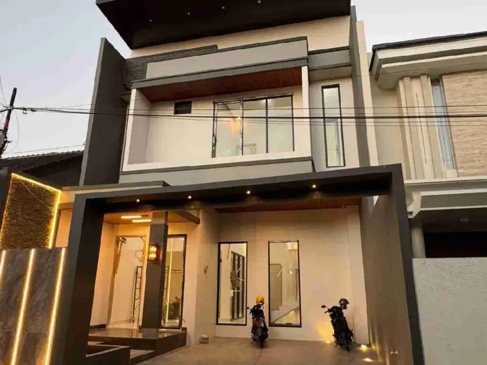 RUMAH TROPIS KONTEMPORER PREMIUM DI PURWOMARTANI  SLEMAN