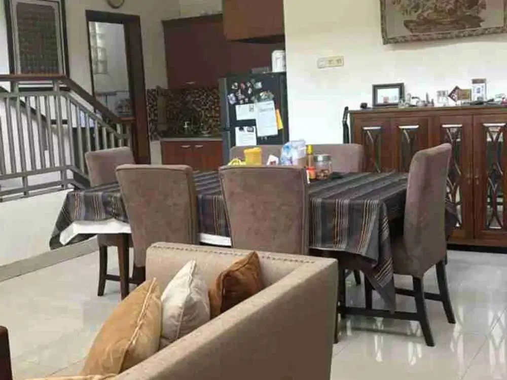 Jual Rumah Hook 2 lantai Cilandak Jakarta selatan