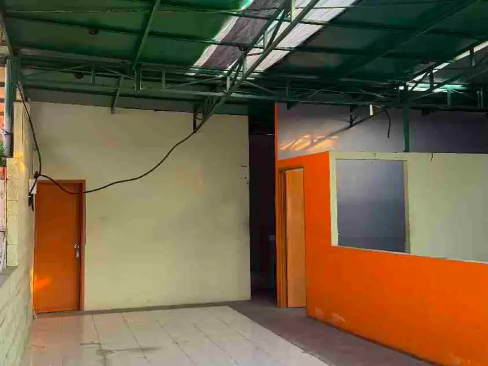 DISEWAKAN Tempat Usaha ex showroom & warkop Tangerang Selatan
