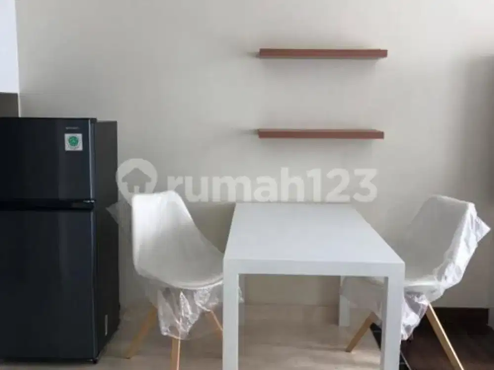 Apartemen Gandeng Jarang Ada Furnished View Swimming Pool Puri Orchad Jakarta Barat