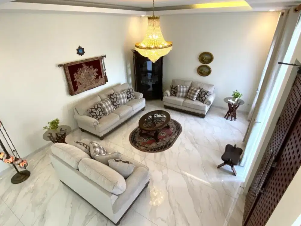 Dijual Rumah Mewah Premium 3 Lantai di Kawasan Resort Dago Pakar