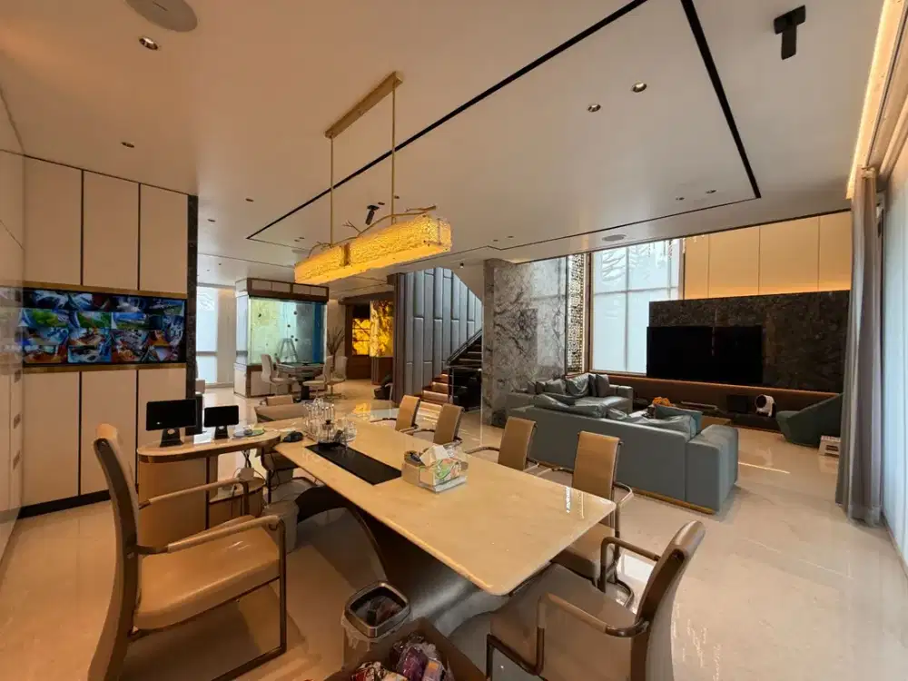 DIJUAL RUMAH FULL FURNISHED THE ZORA BSD
