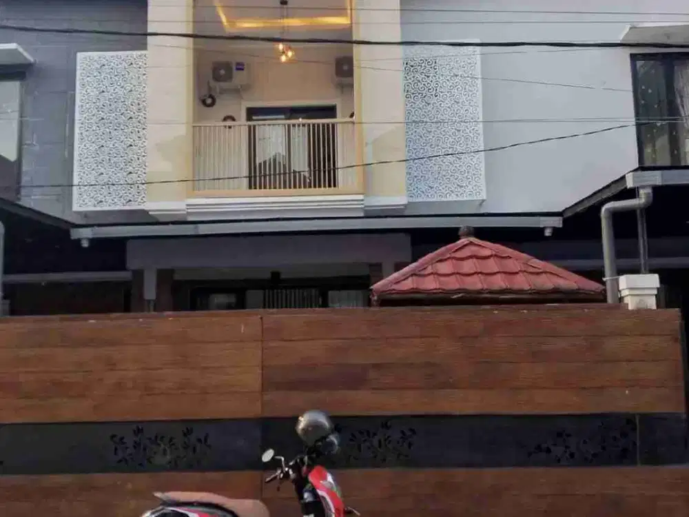 RUMAH MEWAH SIAP HUNI DEKAT SUHAT