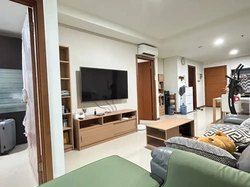 Condominium Green Bay Pluit 2 BR Full Furnished Modern Pasti Suka