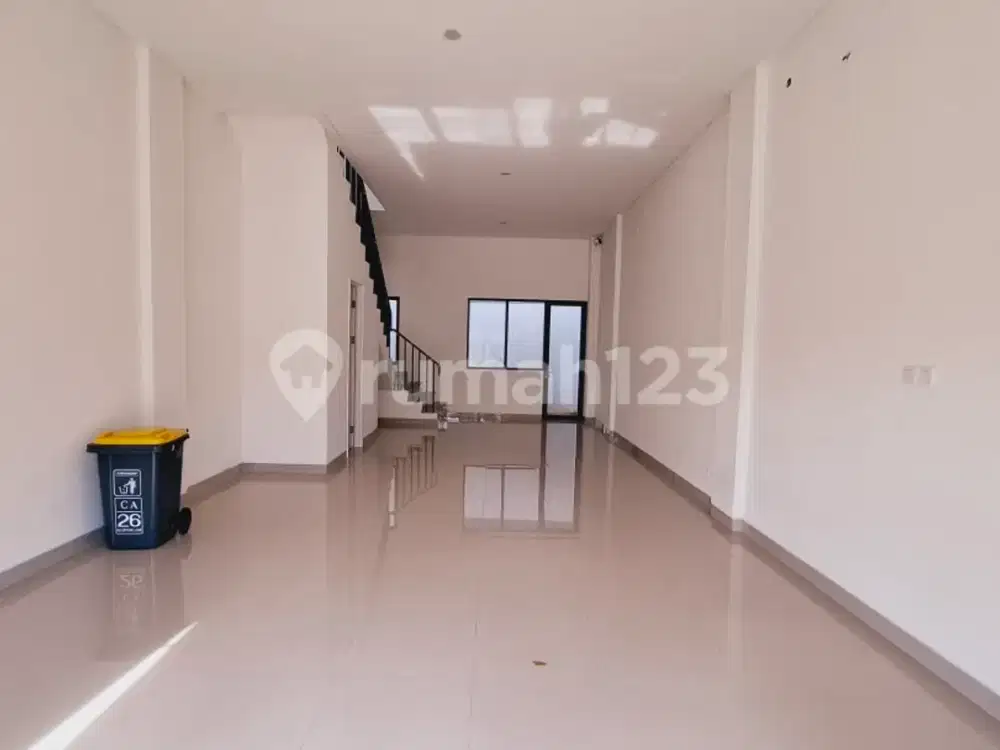 Ruko, 3 Lantai, HGB, Siap Huni, di Allertone Lane Citra Garden Bintaro