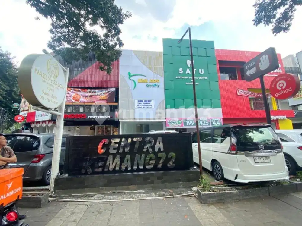 Ruko, 4 Lantai, di Centra Kemang