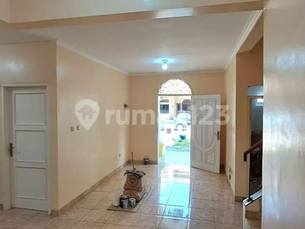 Siap Huni, Rumah, 2 Lantai, di Cluster Monaco