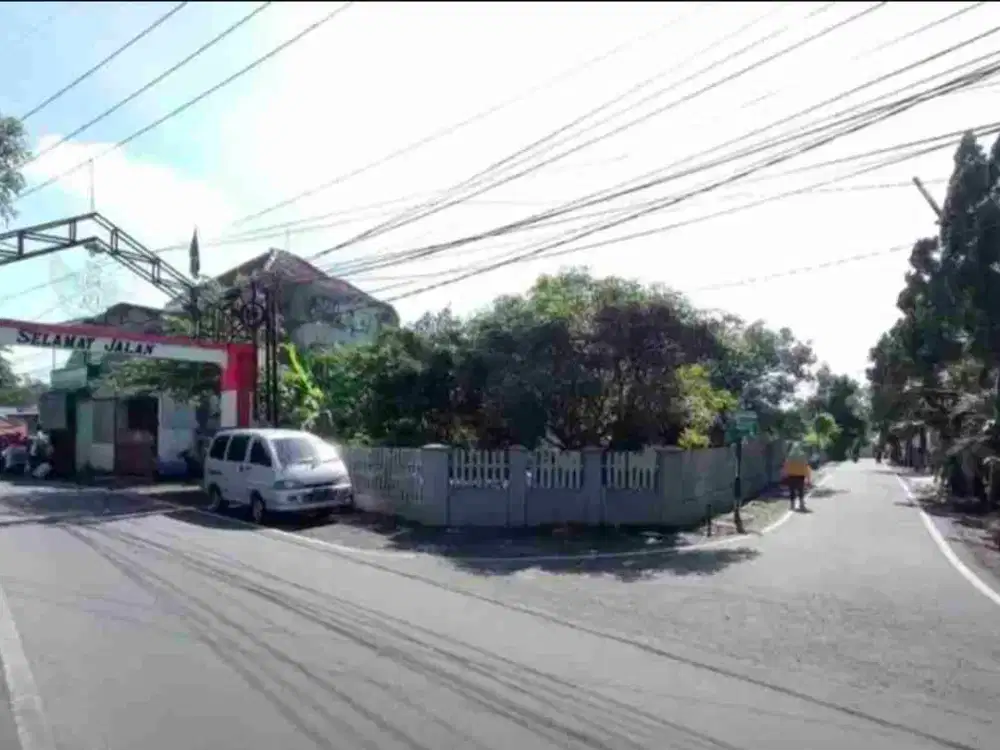 tanah murah di bunul daerah jl hamid rusdi dekat lapangan rampal dan pasar bunul. dekat sawojajar BU SEGERA di pinggir jalan posisi hook