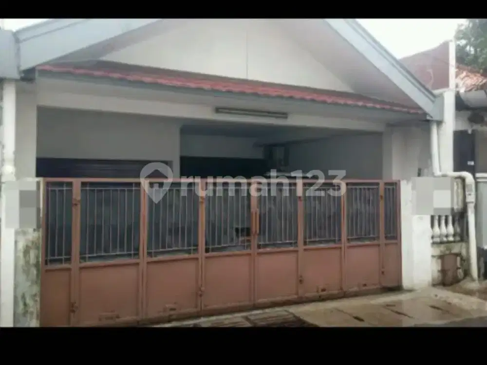 Dijual Rumah Bangunan Tua Hitung Tanah di Lebak Bulus
