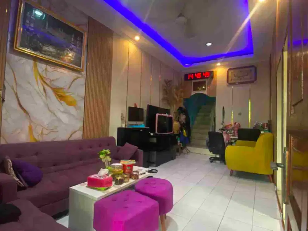 DIJUAL RUMAH 2 LANTAI RENI JAYA BARU TANGSEL