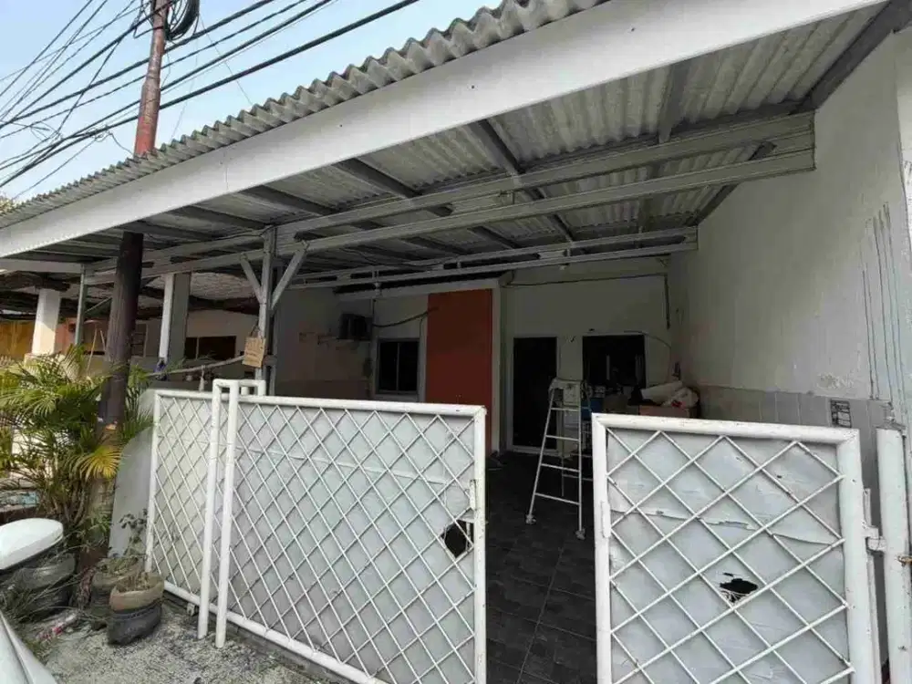 Dijual rumah di Danau indah  Sunter Jaya Jakarta Utara