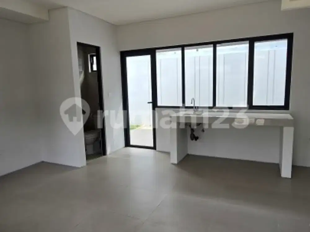 Siap Huni, Rumah, 2 Lantai, di Park Serpong