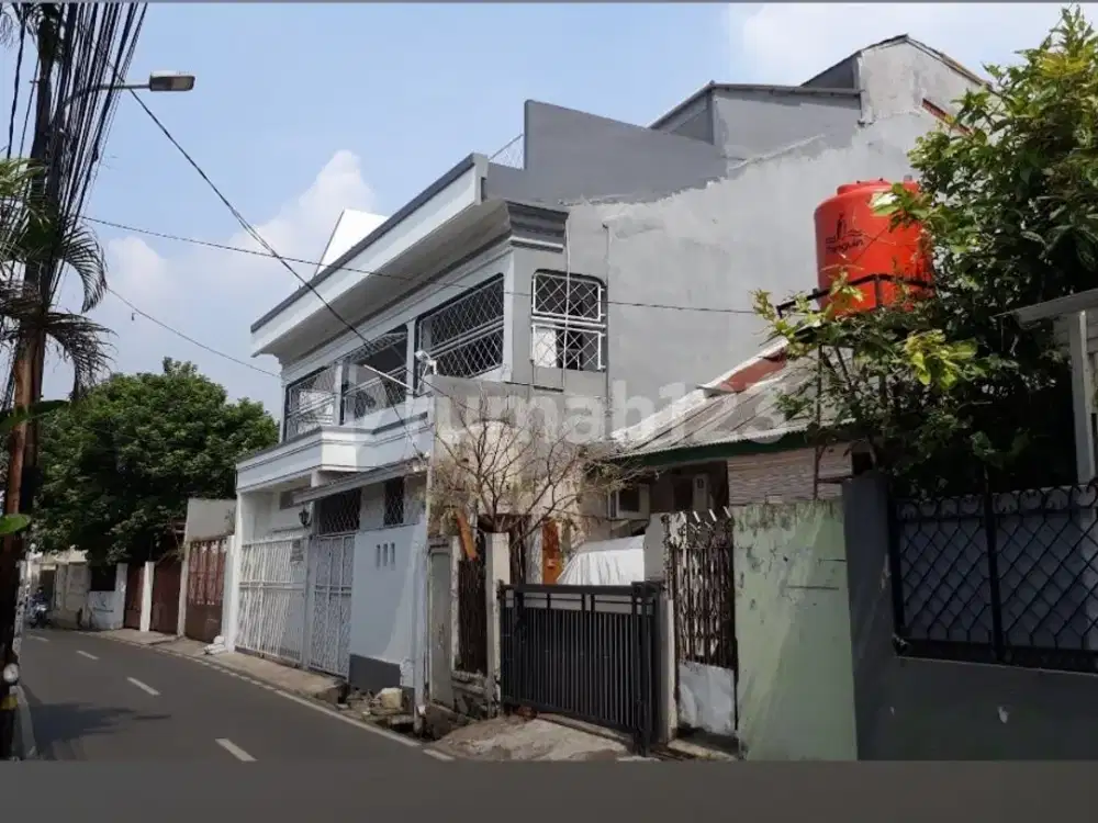 Dijual Rumah Exclusive Clasik di Pasar Minggu, Jaksel