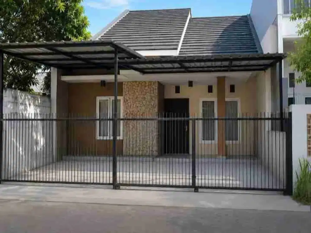 dijual rumah siap huni di cluster Ciwastra bandung