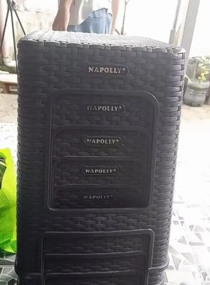 Kursi napolly masih bagus no minus