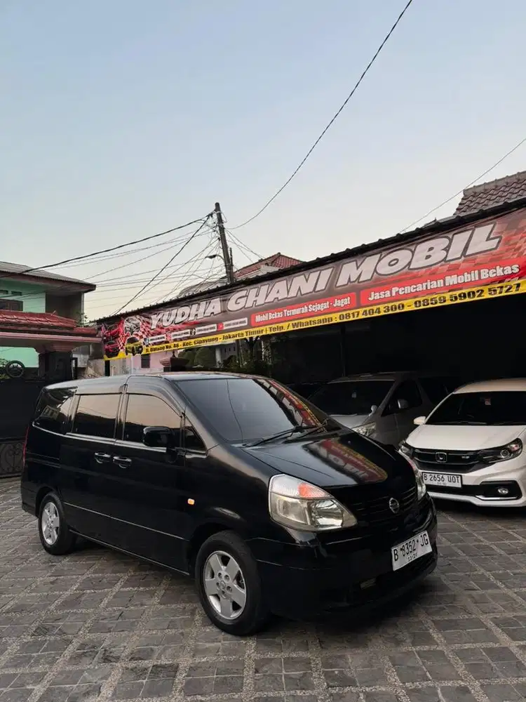 Nissan Serena 2004 Matic