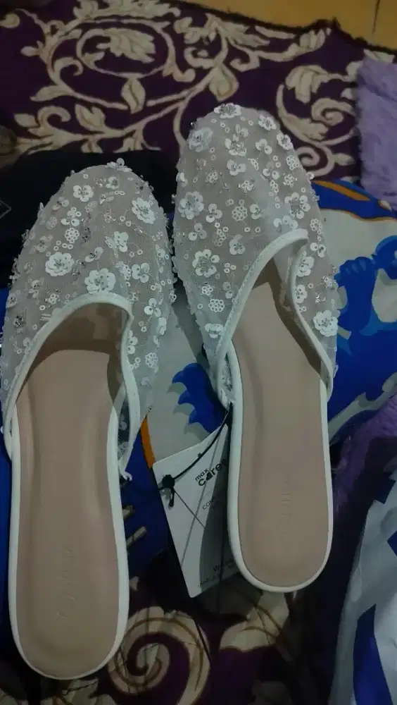 Sendal flat UK 41 Maxfashion Margo