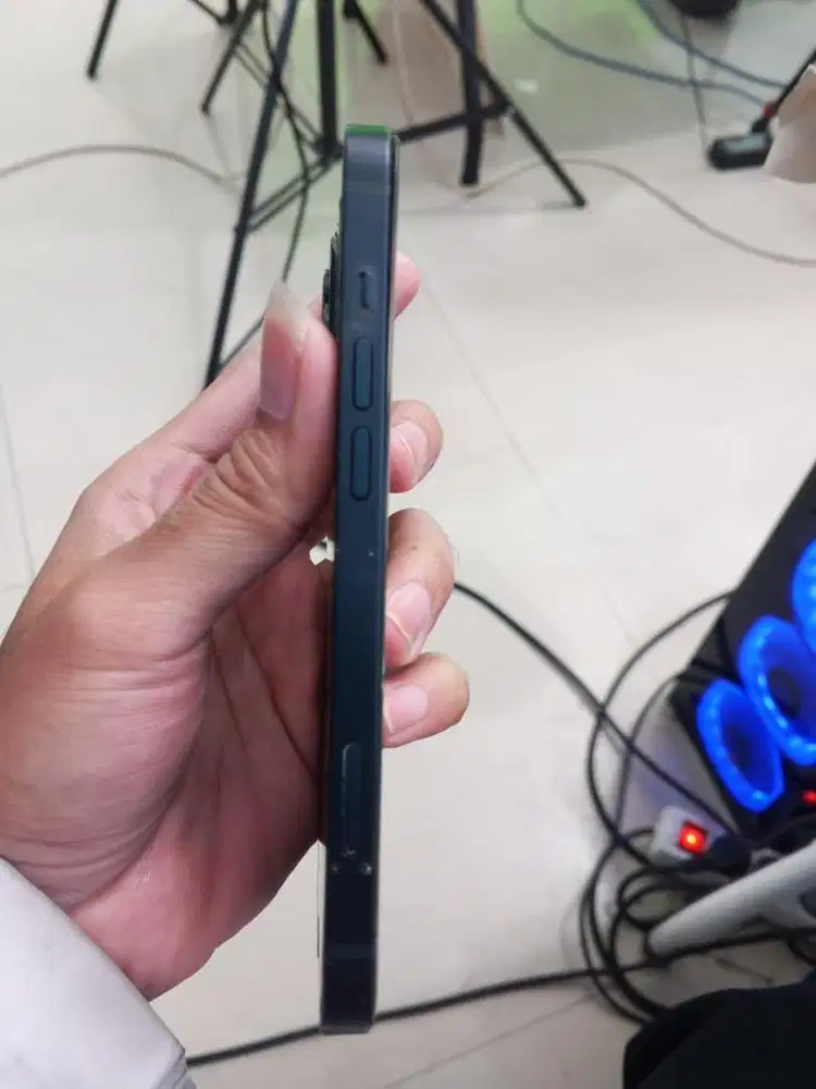 ip 13 basic 256Gb