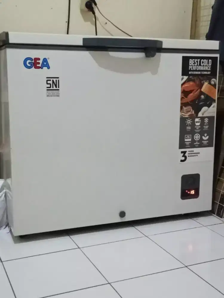 Freezer Gea murah