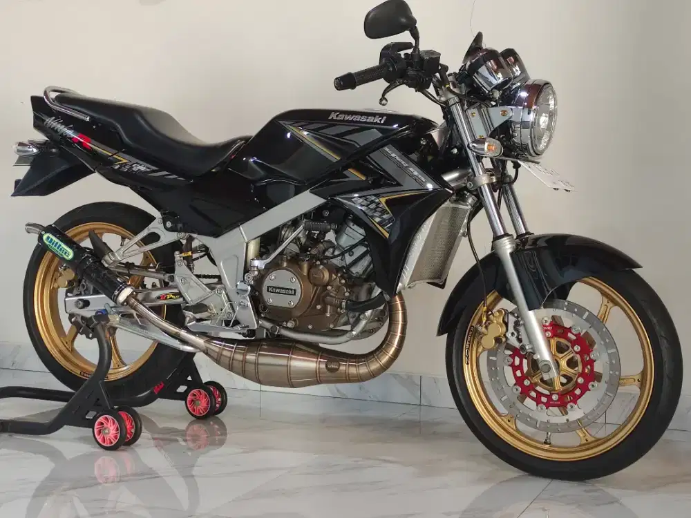 KAWASAKI NINJA R 2015 GOOD CONDITION