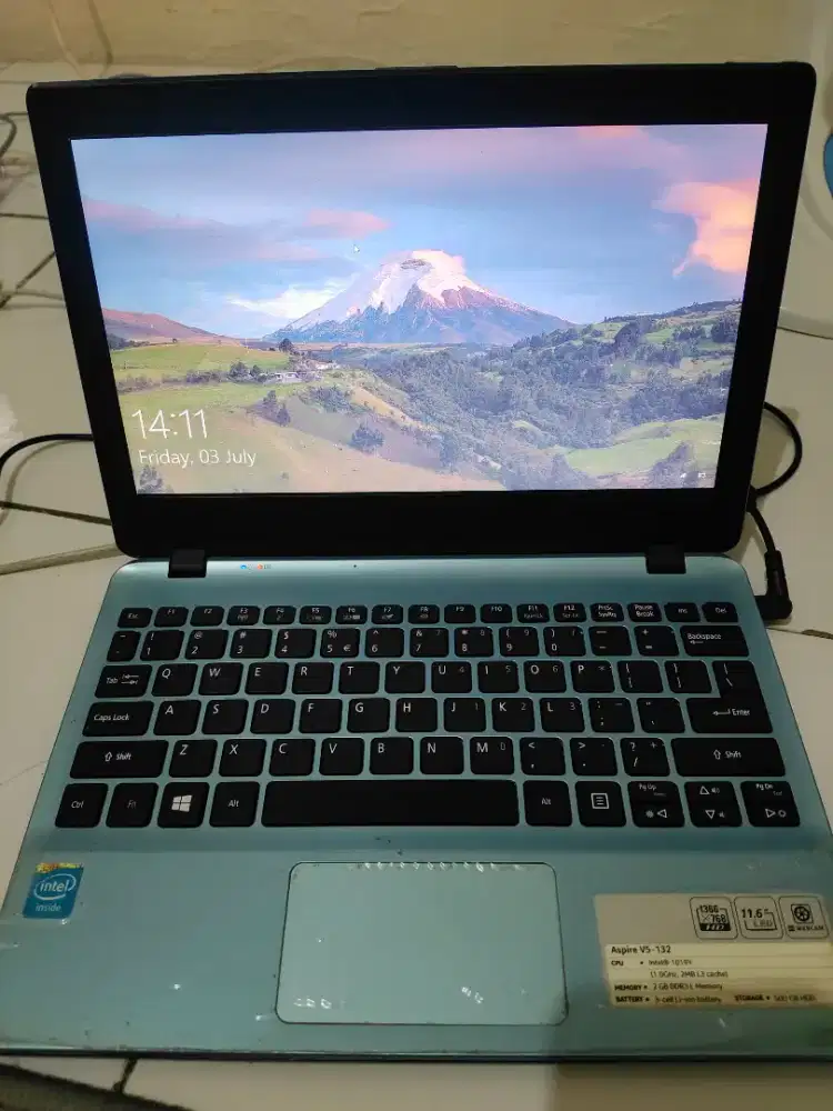 Acer Aspire V5-132
GPU  Intel(R) HD Graphics