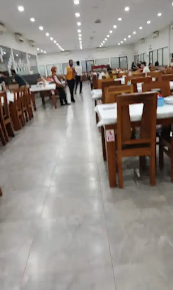 Dibutuhkan waiters dan greater Seafood wira 212