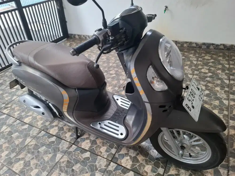 Free BALIK NAMA DKI keyless2 km40rb, honda scoopy CBS iss 2021 bln 12.