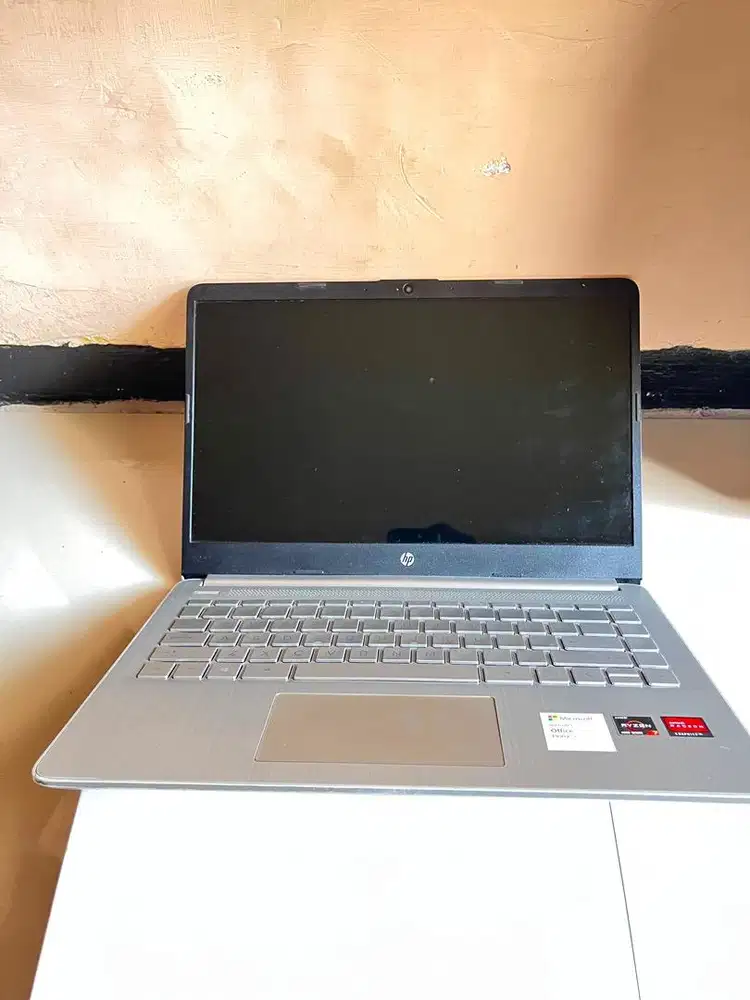 Leptop Hp Ryzen 7 pemakaian pribadi
