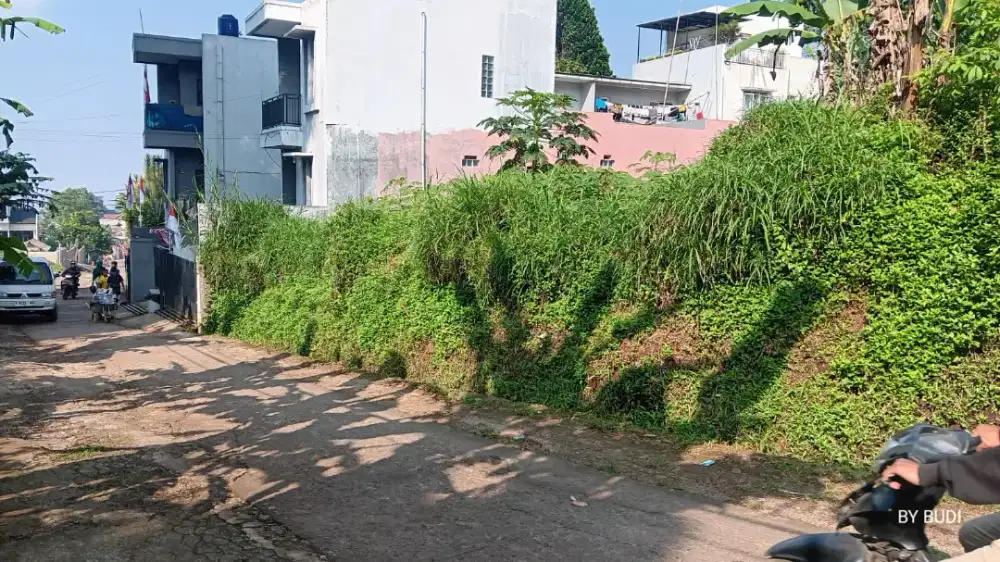 Tanah di jual lokasi masuk mobil lokasi di cimenyan